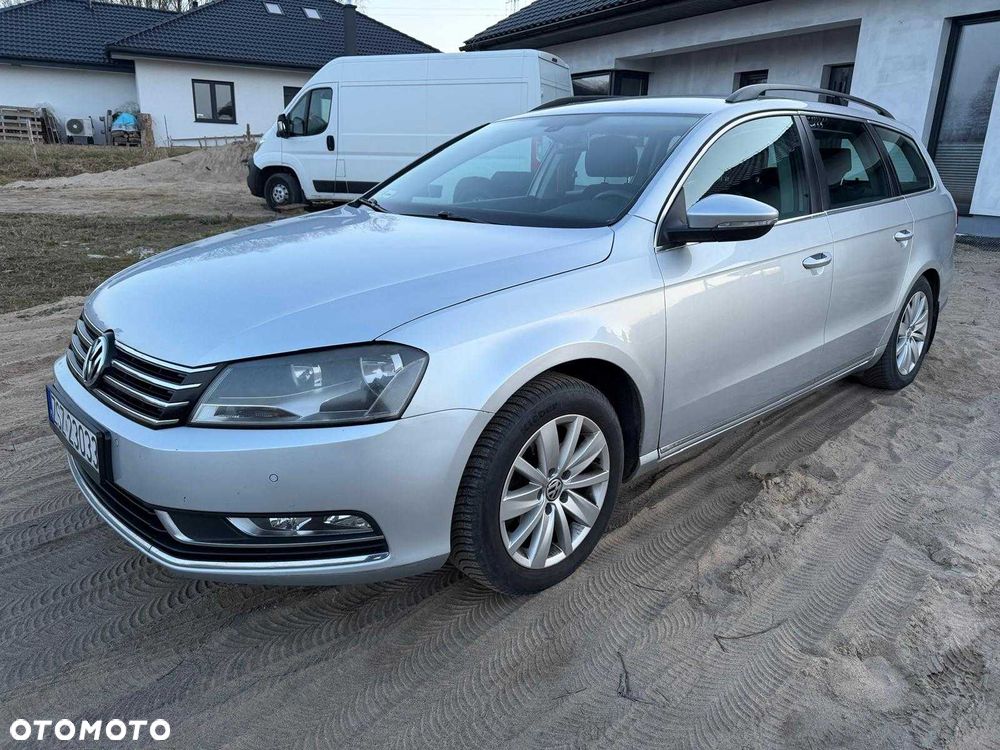 Volkswagen Passat - 2