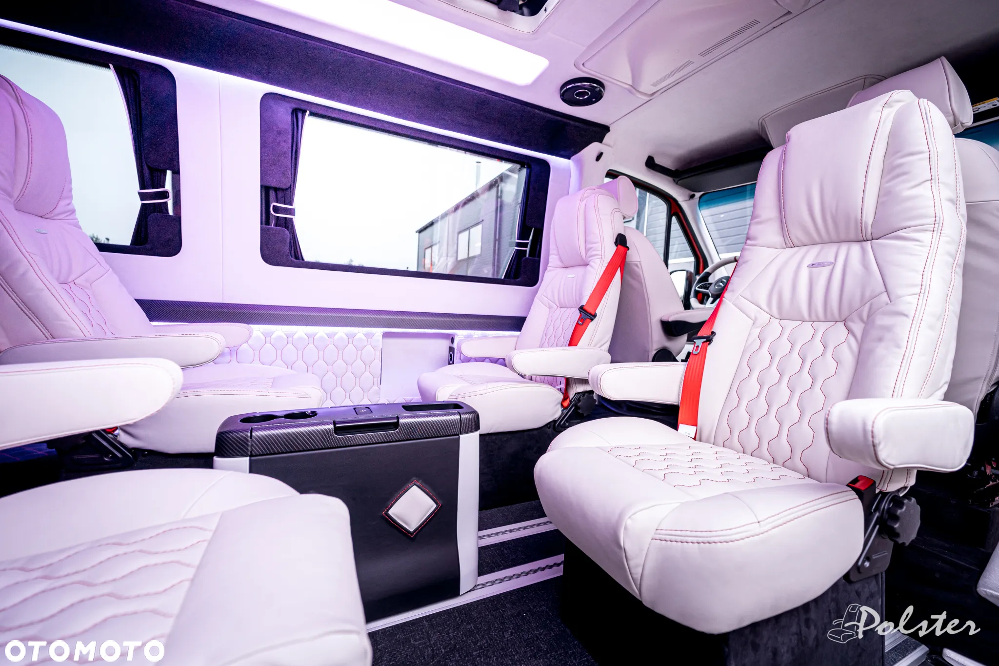 Mercedes-Benz Sprinter 319 CDI 907.233 - 13
