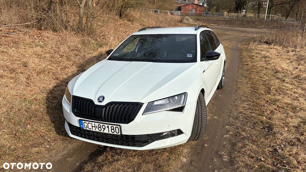 Skoda Superb 2.0 TDI 4x4 Sportline DSG - 2