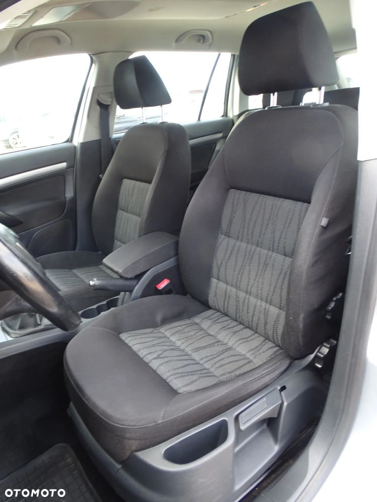 Skoda Octavia 1.6 TDI DPF Ambition - 20