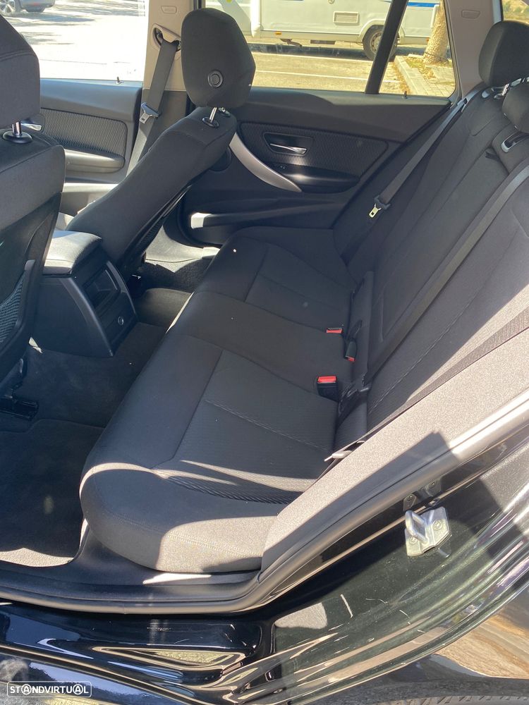 BMW 318 d Ultimate Auto - 9