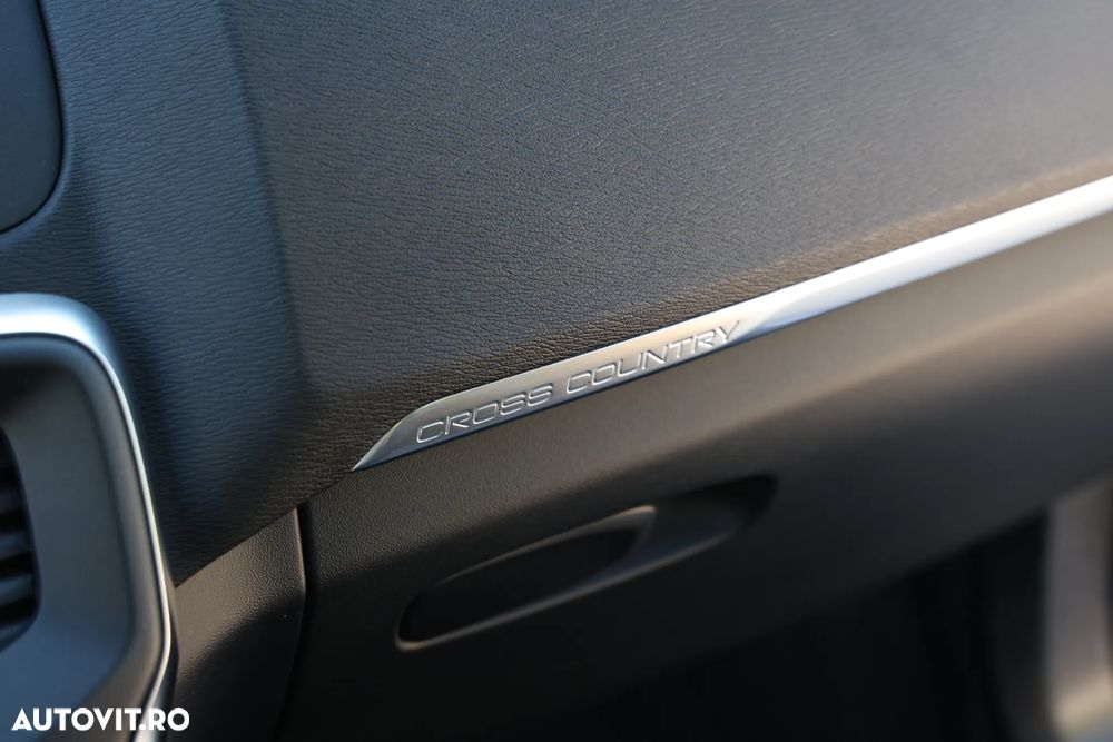 Volvo V40 - 24