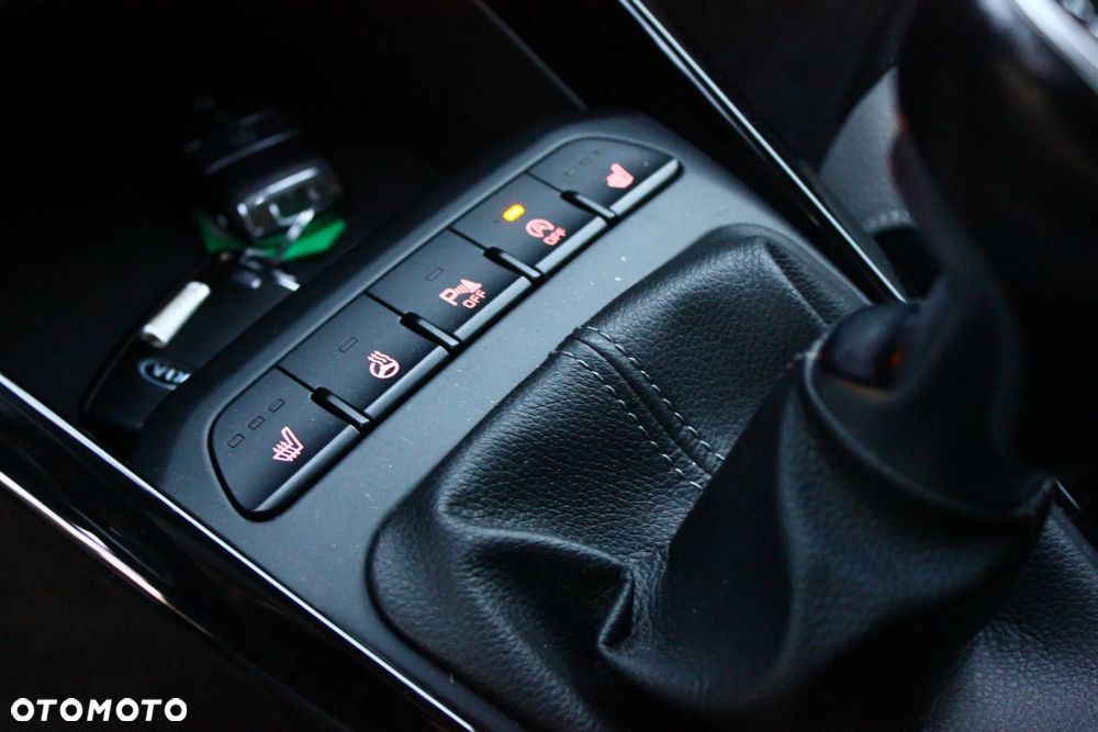 Kia Stonic 1.6 CRDi SCR XL - 26