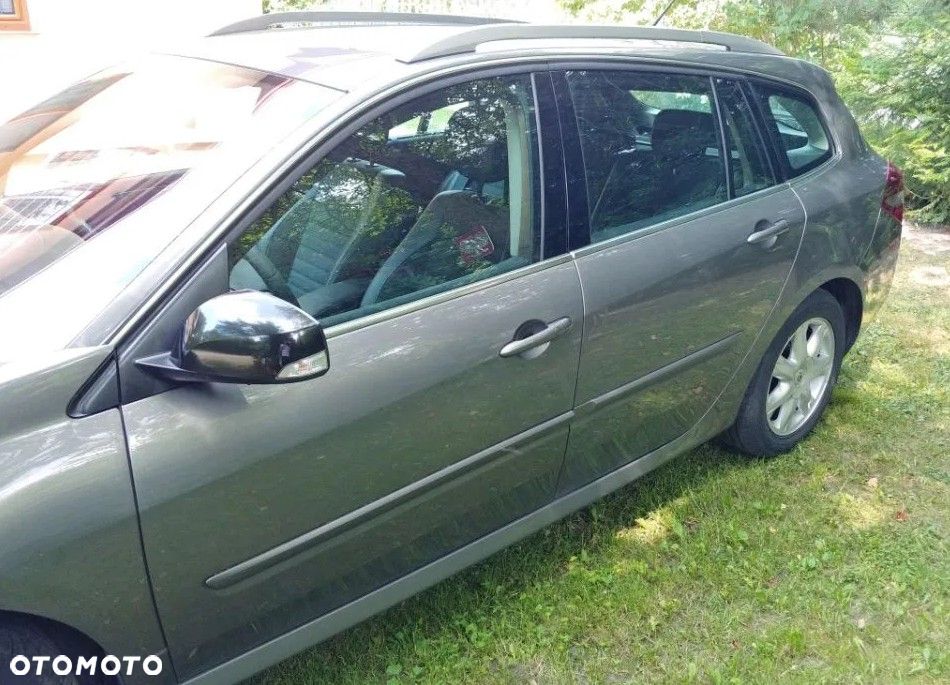 Renault Laguna 2.0 T Bose Edition - 32