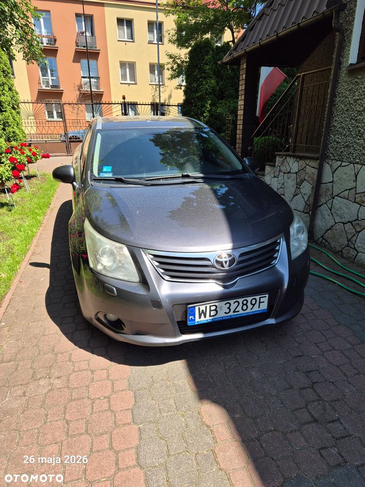 Toyota Avensis 1.8 Premium - 1