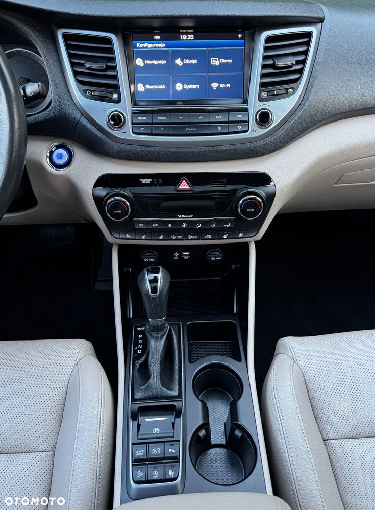 Hyundai Tucson - 4