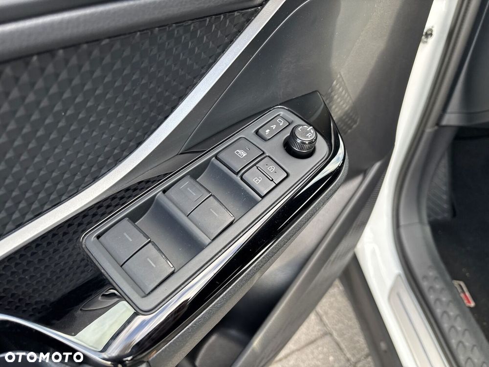 Toyota C-HR 2023