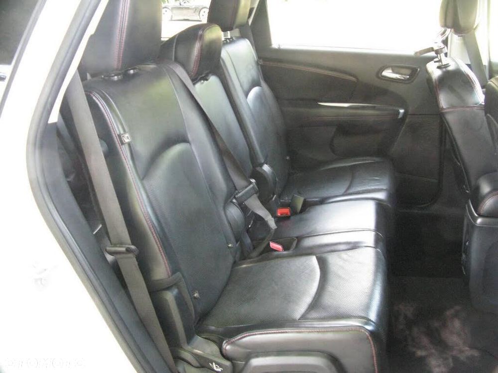 Dodge Journey - 11