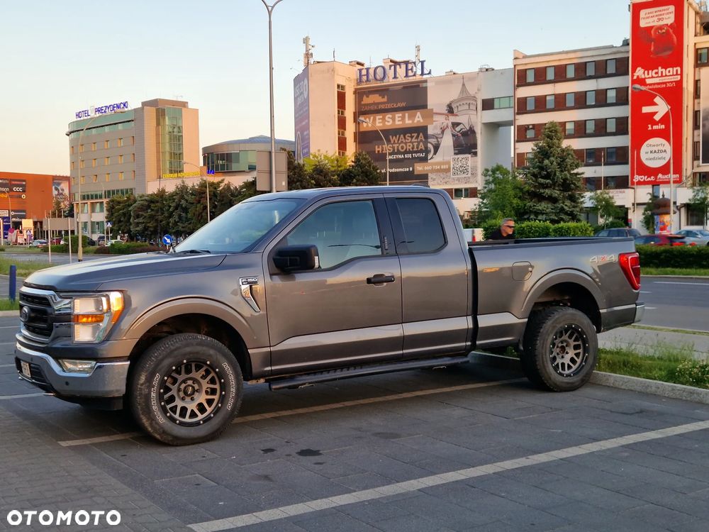 Ford F150 - 1