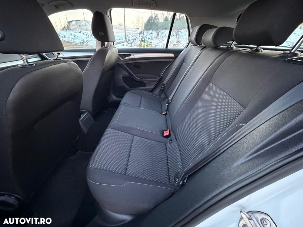 Volkswagen Golf 1.0 TSI Trendline - 11