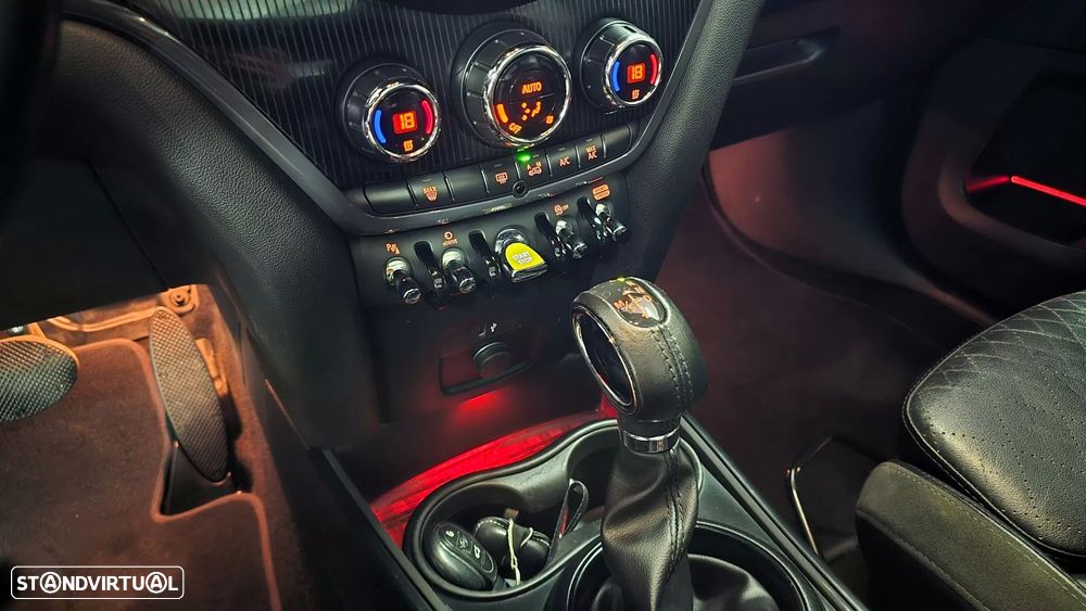 MINI Countryman Cooper SE ALL4 Auto - 53