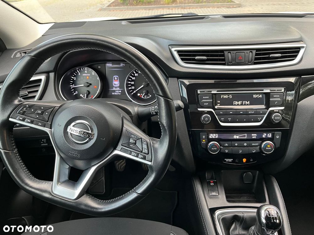 Nissan Qashqai 1.2 DIG-T Acenta EU6 - 9