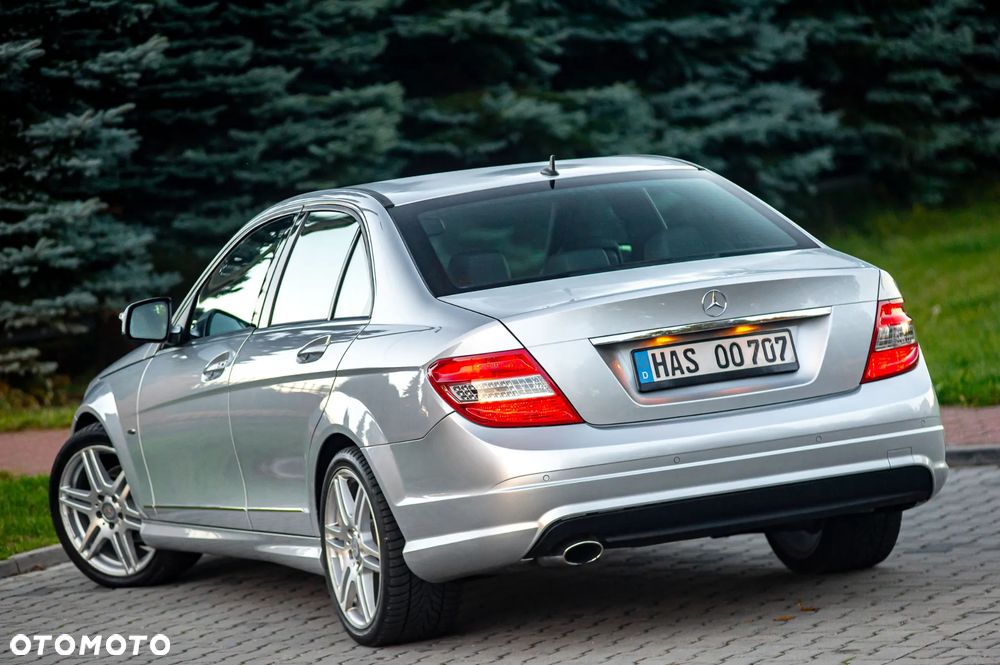 Mercedes-Benz Klasa C 200 7G-TRONIC Avantgarde Edition - 15