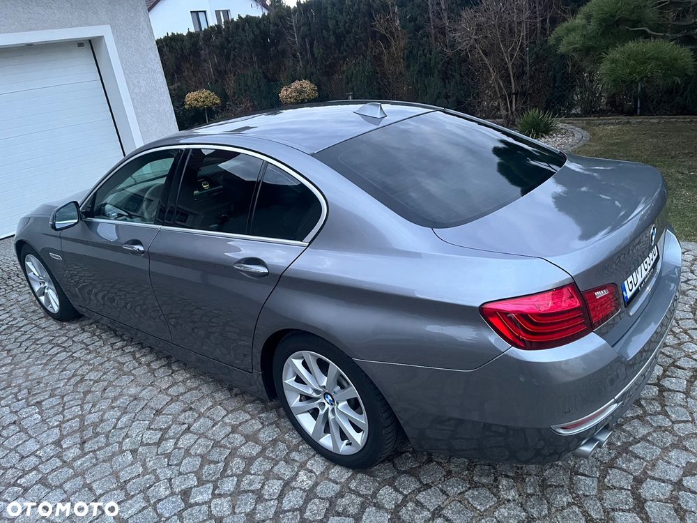 BMW Seria 5 520d xDrive - 1