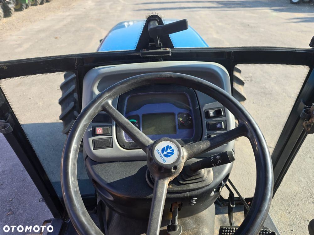 New Holland TN75F - 8