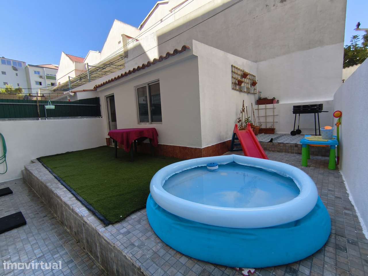 Apartamento T2 à venda na Rua Conceição Sameiro Antunes - Grande imagem: 2/13