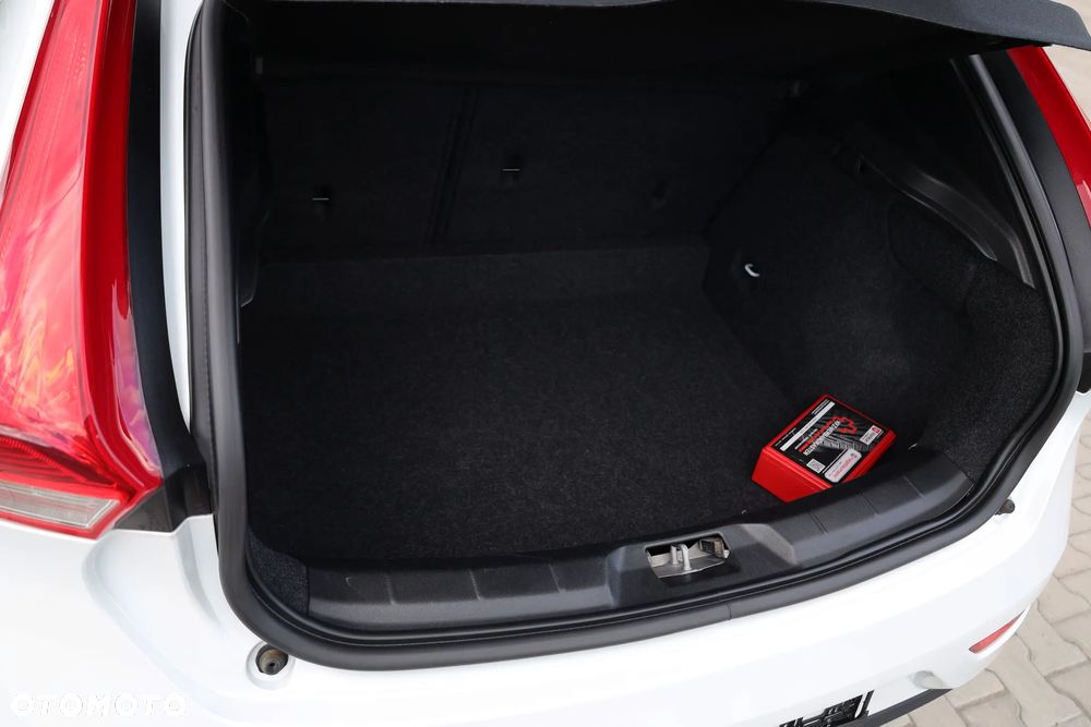 Volvo V40 T2 Drive-E Momentum - 35