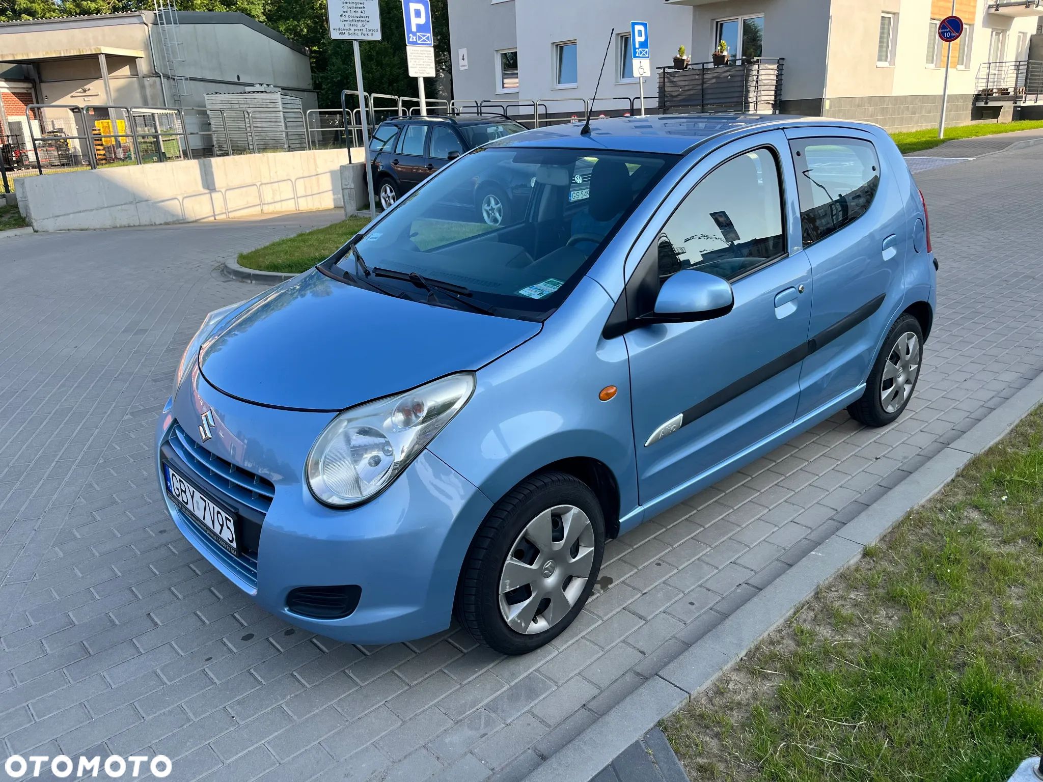Suzuki Alto 1.0 Basic - 1