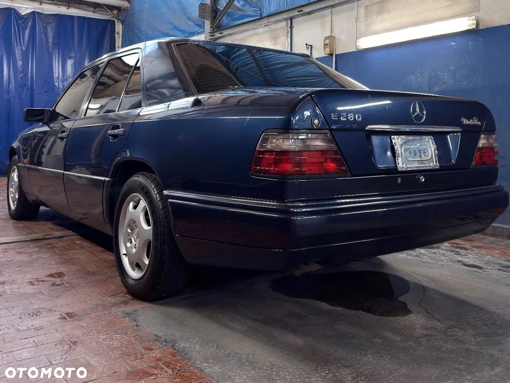 Mercedes-Benz Klasa E - 7