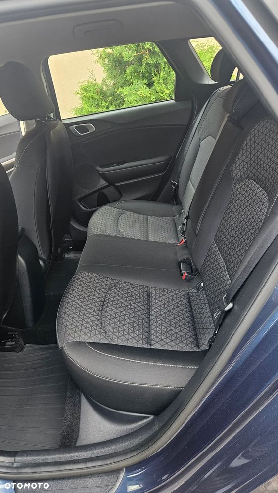 Kia Ceed 1.4 T-GDI M - 9