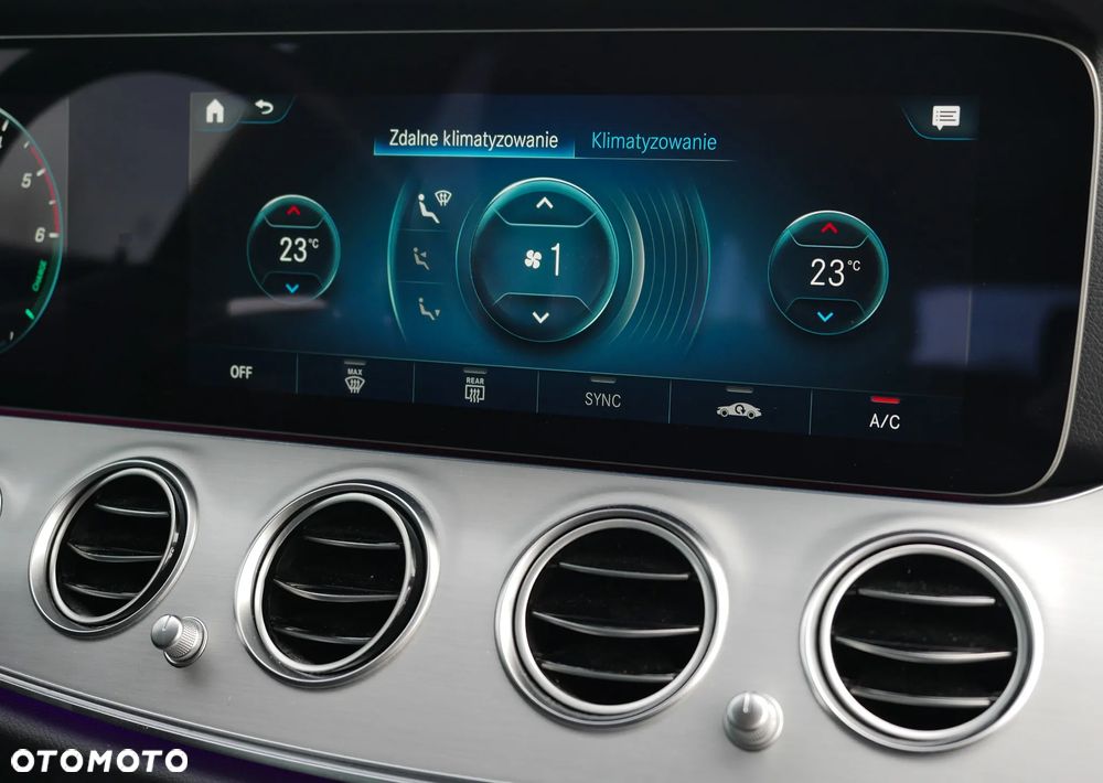 Mercedes-Benz Klasa E 300 de 9G-TRONIC Avantgarde - 16