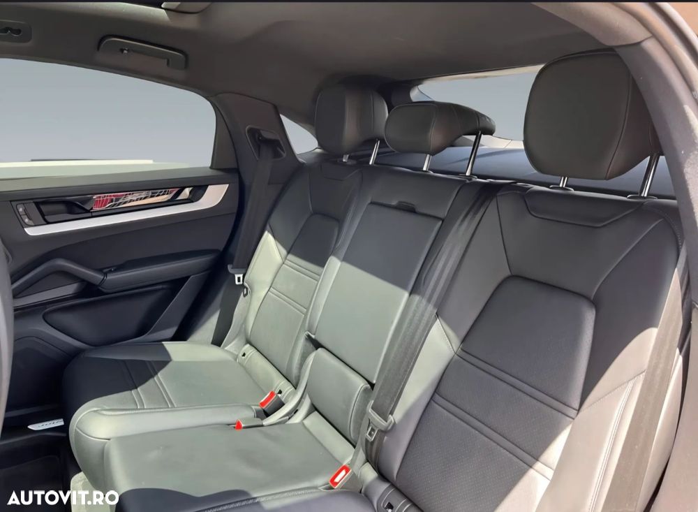 Porsche Cayenne Coupe Black Edition - 15