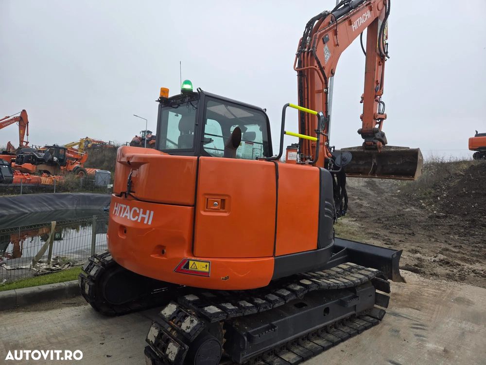 Hitachi ZX85, 2021, 4.088h, CUPLA RAPIDA+3 CUPE NOI, Senile CAUCIUC 90% ok, Inst hidr de picon pe bratele de excavare, A doua inst hidr pe bratele de excavare, Ad sapare 5m, ridica 4,5t, camera spate, 8.650kg, leasing 4 ani-6.500lei/luna, PROMOTIE 56.900 EUR - 37
