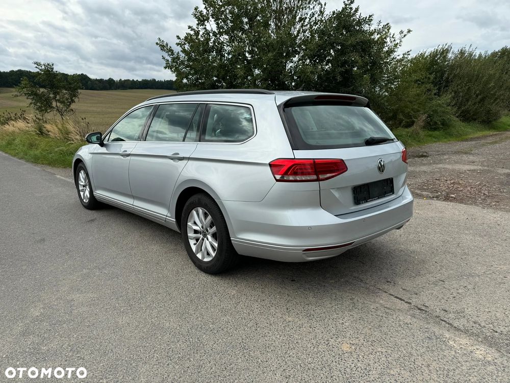 Volkswagen Passat Variant 2.0 TDI (BlueMotion Technology) Comfortline - 6