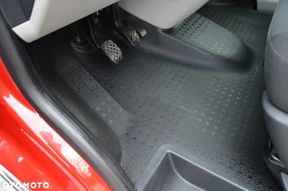 Volkswagen Transporter - 23