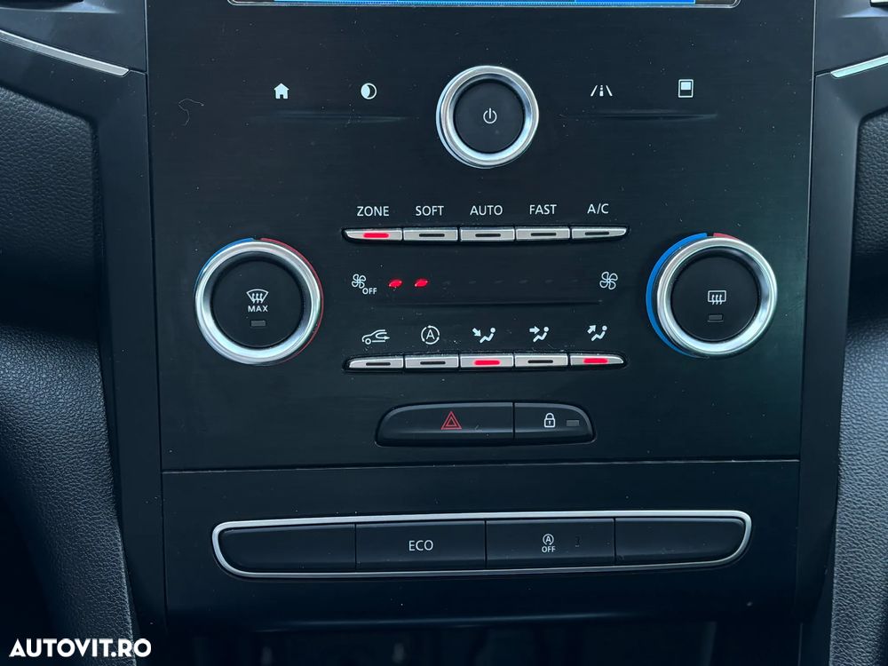 Renault Megane TCE 140 Equilibre - 15