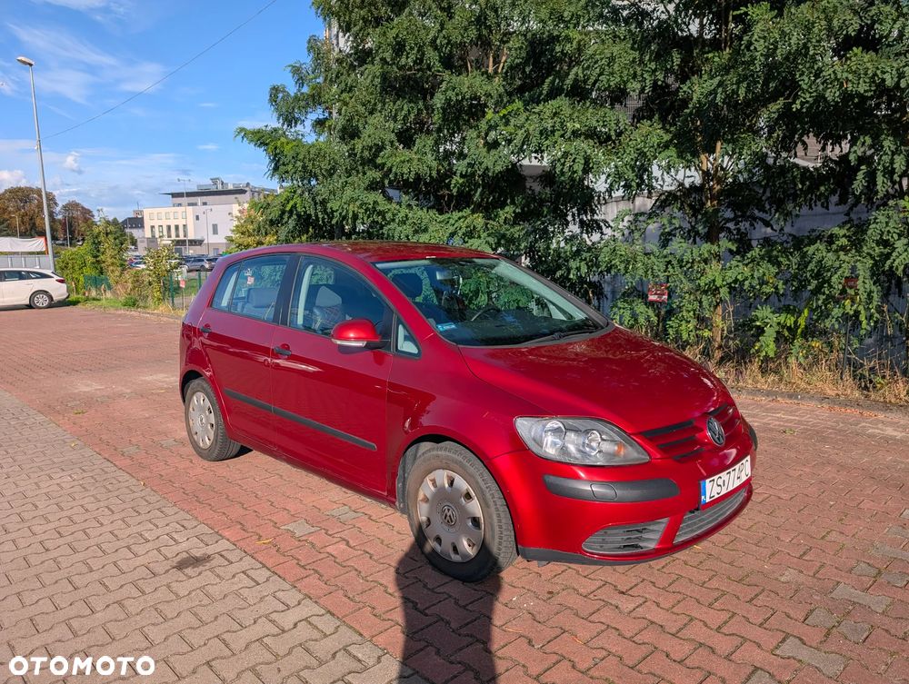 Volkswagen Golf 1.6 FSI Trendline - 2