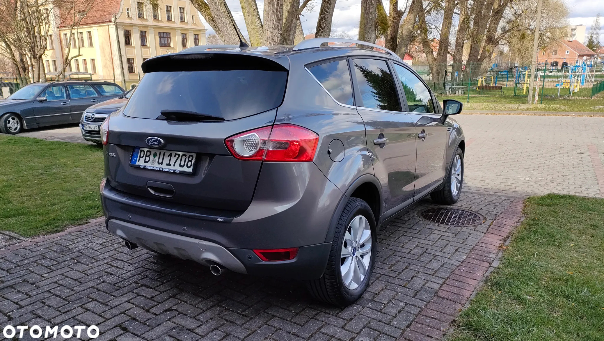Ford Kuga 2.0 TDCi 4x4 Titanium - 8