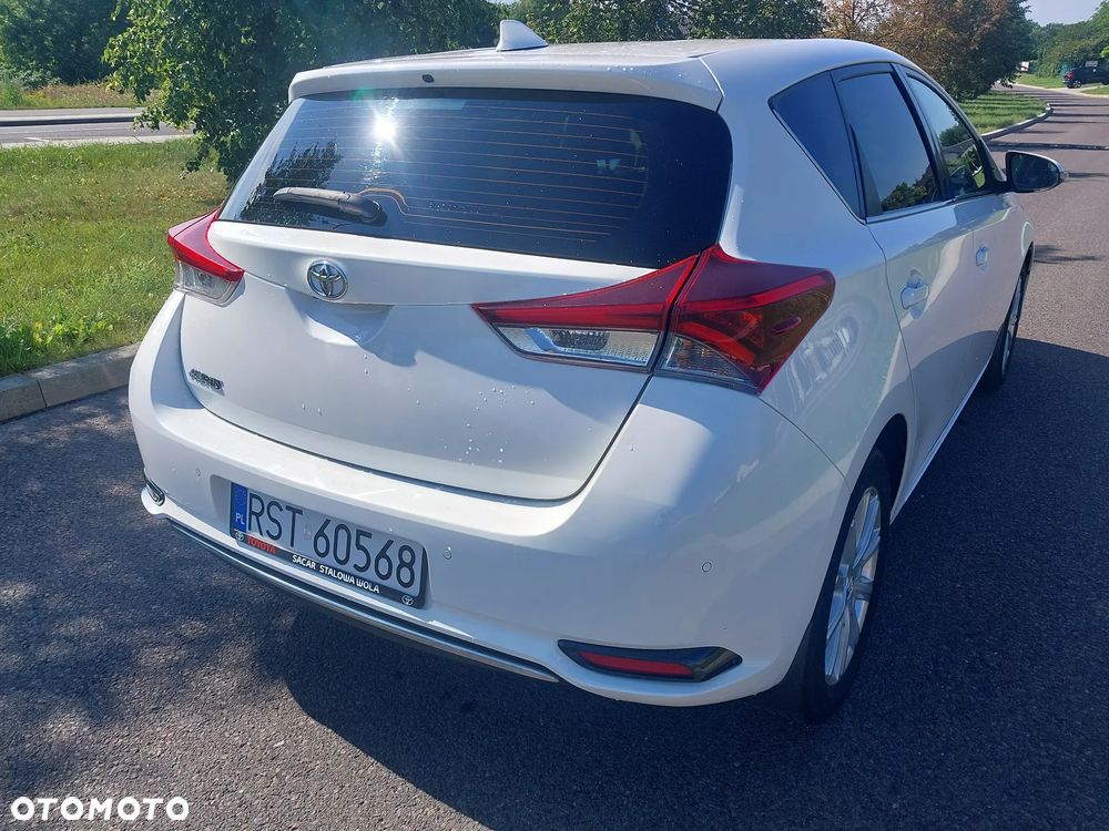 Toyota Auris 1.33 VVT-i Premium - 3