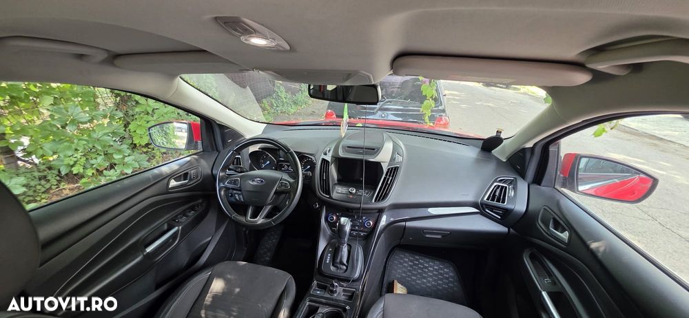 Ford Kuga 2.0 TDCi 4WD Powershift Titanium - 6