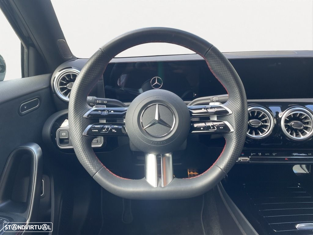 Mercedes-Benz A 250 e - 10