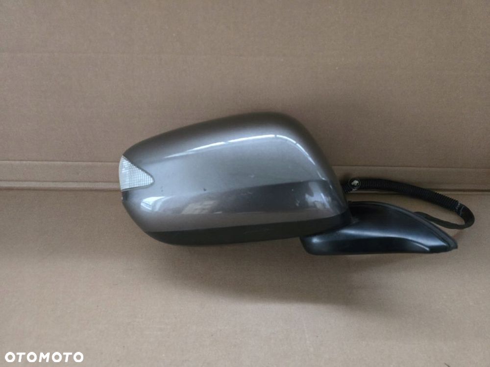 LUSTERKO PRAWE HONDA JAZZ III EUROPA 9PIN - 2
