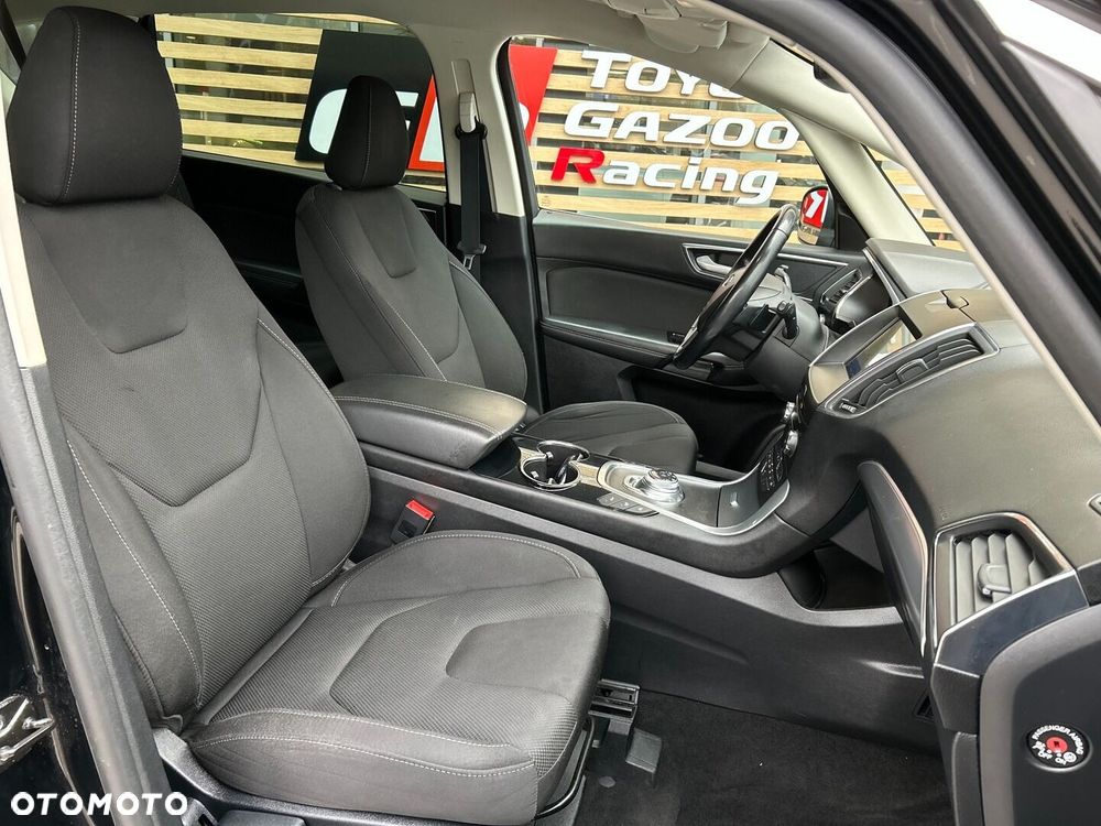 Ford S-Max 2.0 EcoBlue Titanium - 10