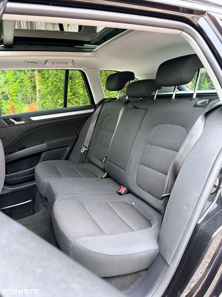 Skoda Superb 2.0 TDI Elegance Outdoor - 9