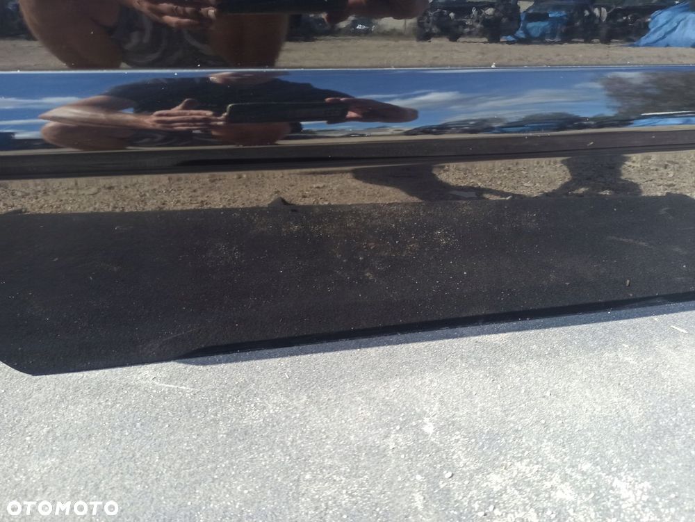 Drzwi prawy tył kompletne OPEL ASTRA III H KOMBI Z20R - 8