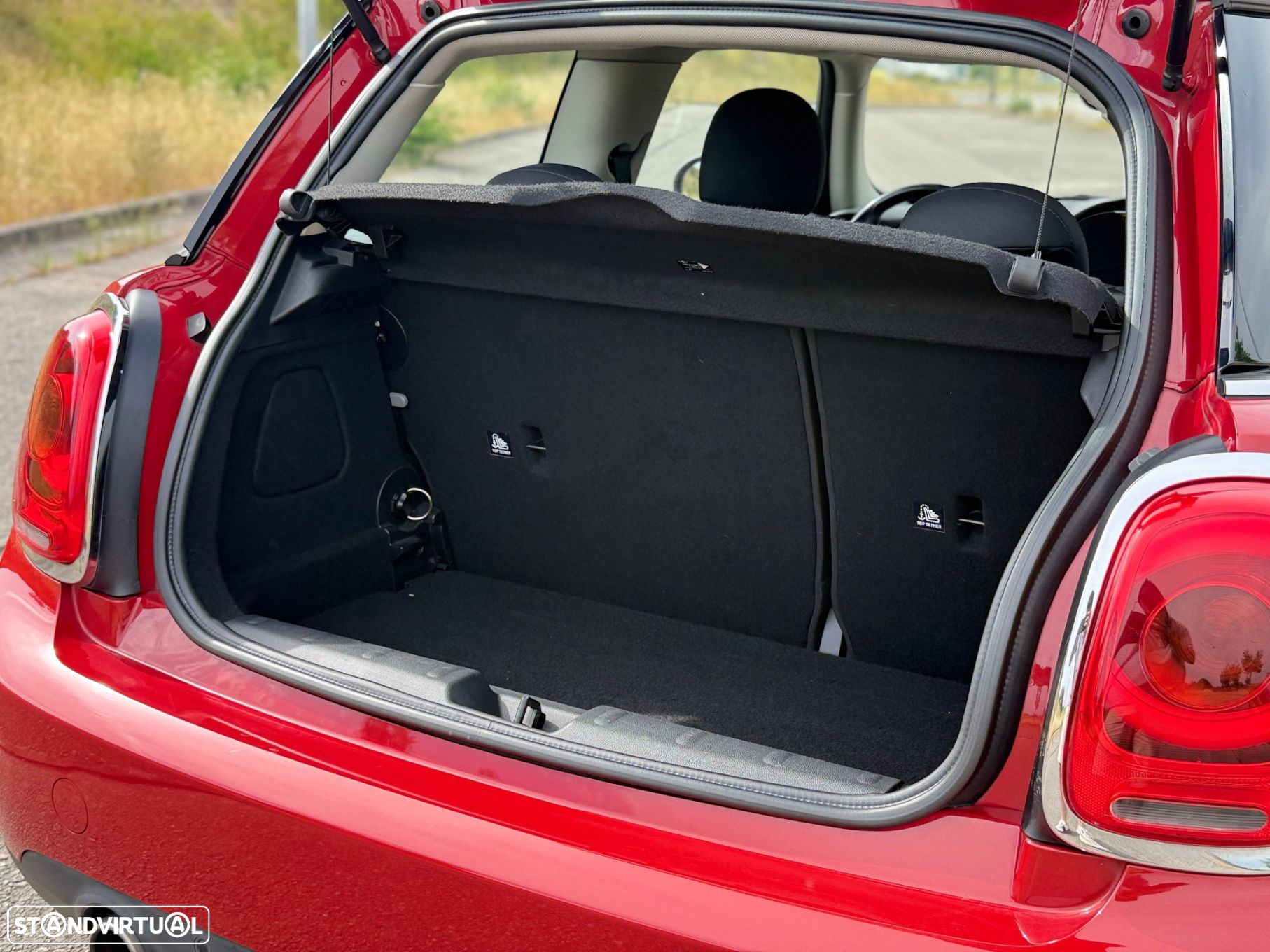 MINI 3 Portas Cooper D Auto - 10