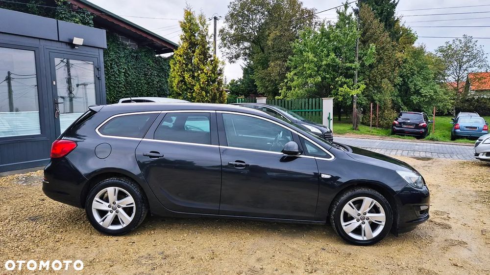 Opel Astra 1.4 Turbo Color Edition - 9