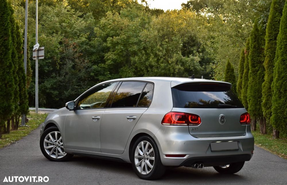 Volkswagen Golf 2.0 TDI DPF GTD - 5
