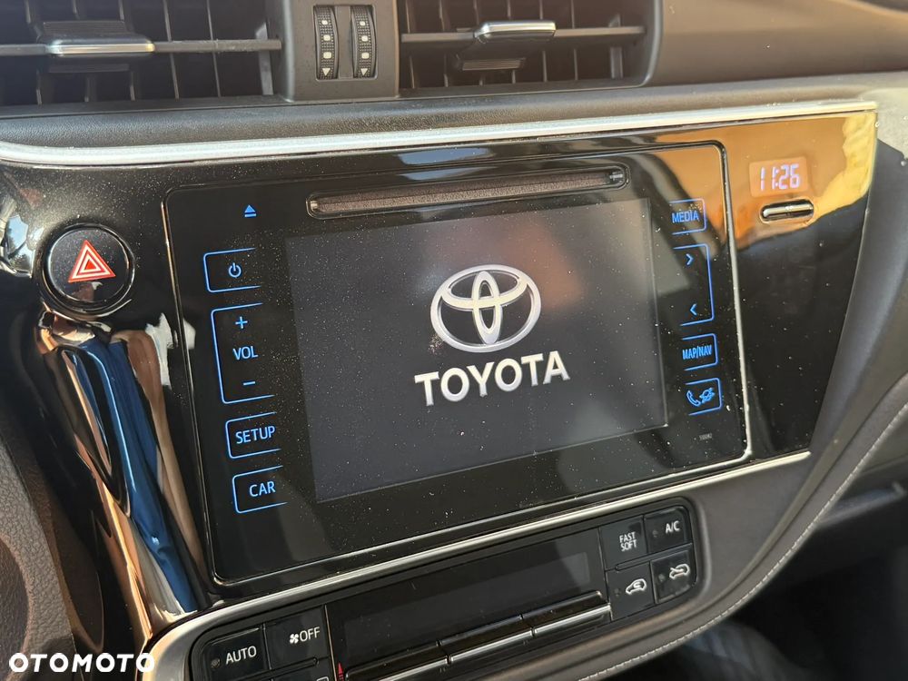 Toyota Auris - 15