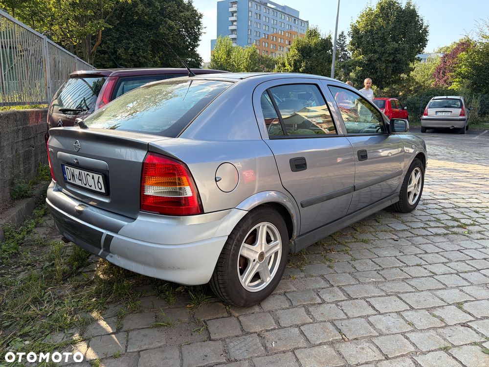 Opel Astra 1.4 Start - 3