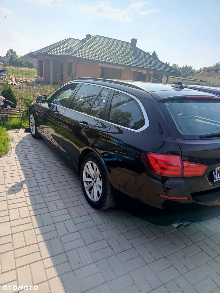 BMW Seria 5 520d Touring - 6