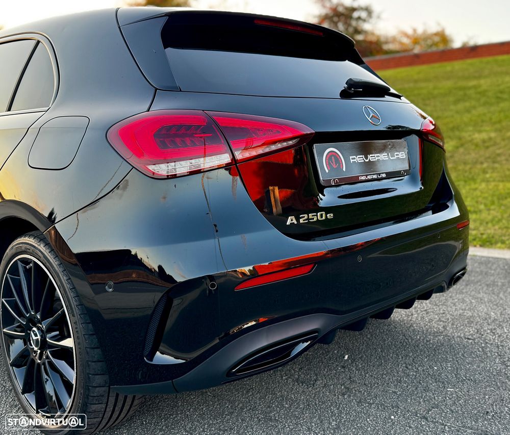 Mercedes-Benz A 250 e 8G-DCT Edition AMG Line - 11