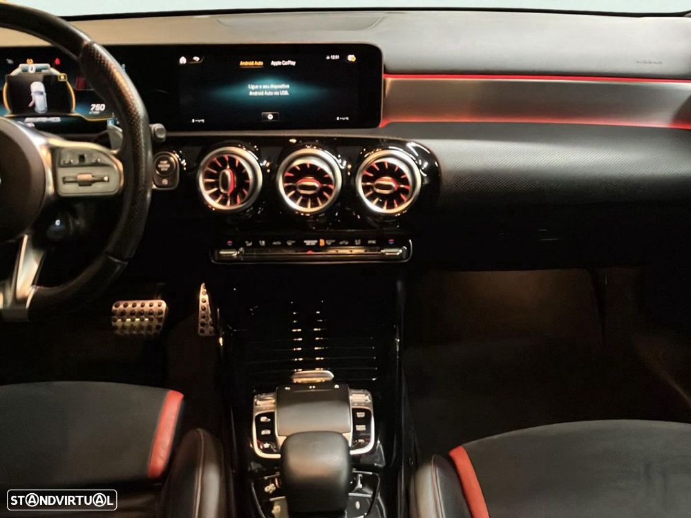 Mercedes-Benz A 35 AMG - 10