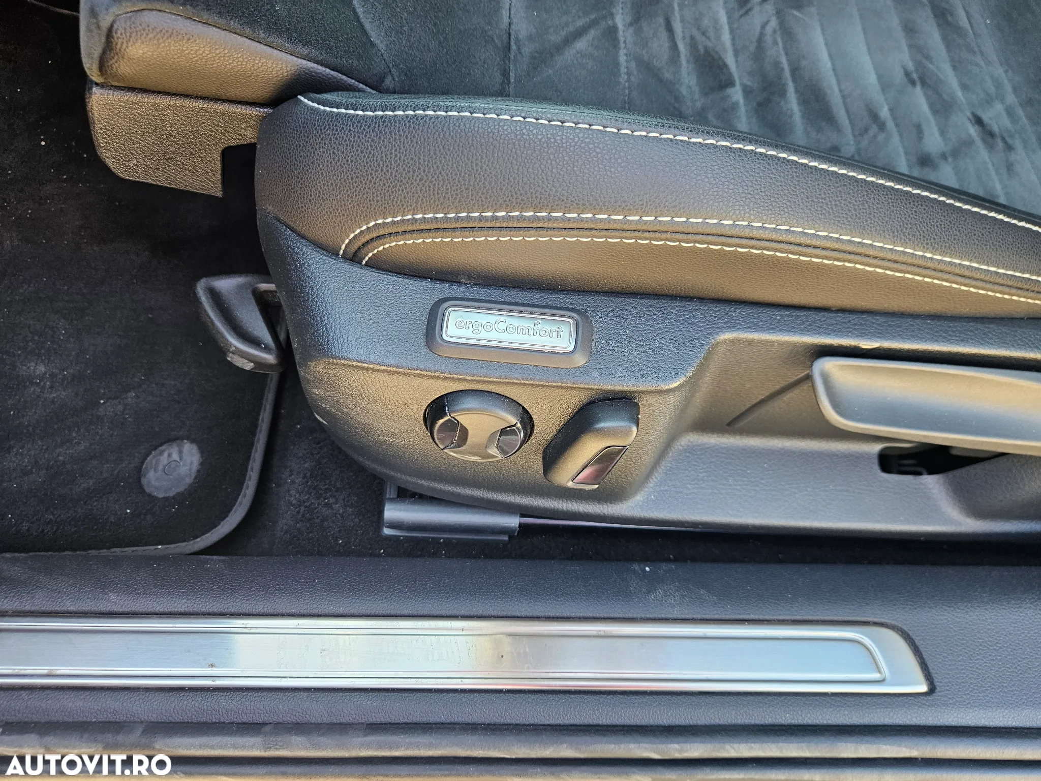 Volkswagen Passat 2.0 TDI Highline - 10