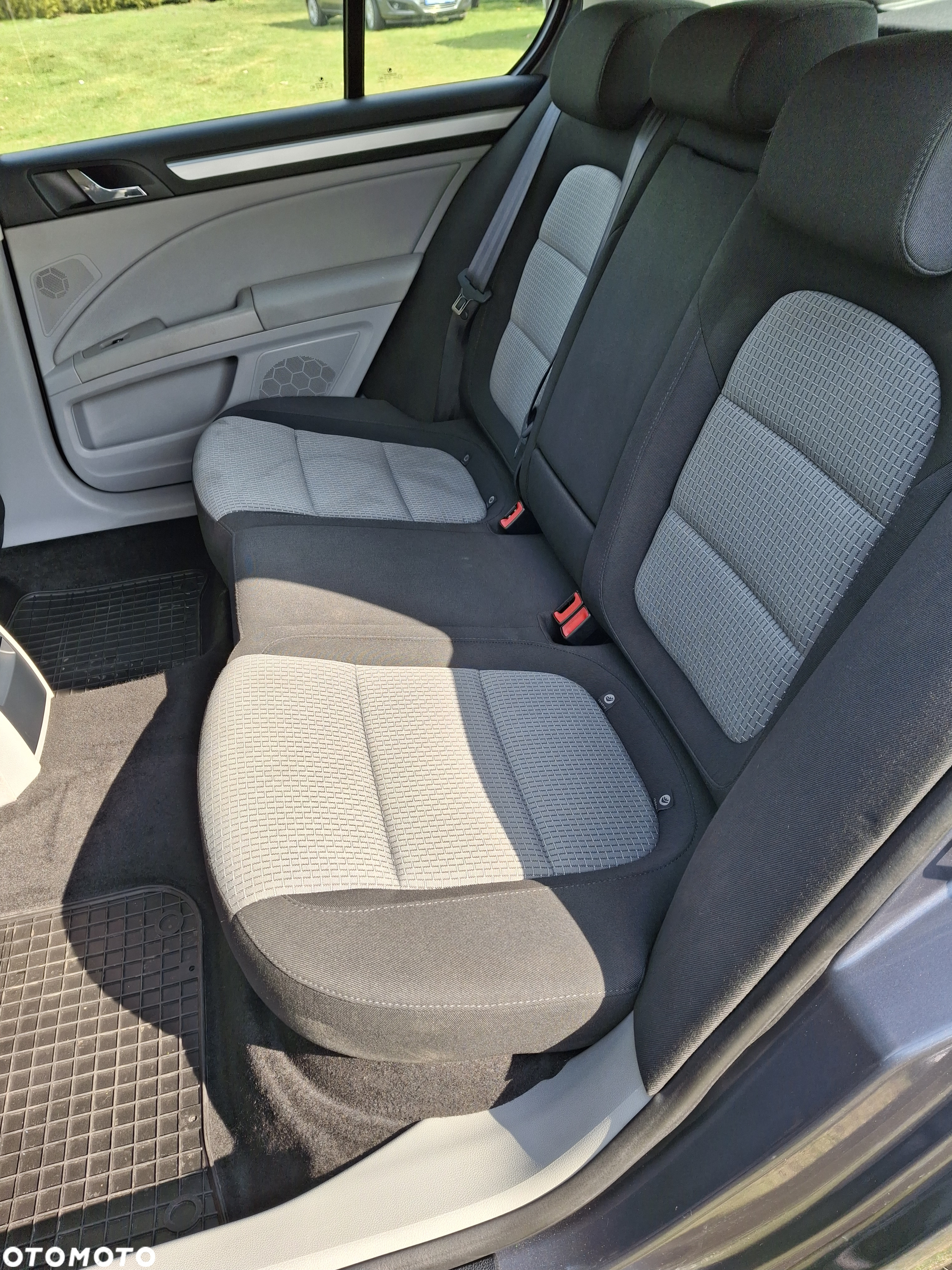 Skoda Superb 1.8 TSI Comfort DSG - 14