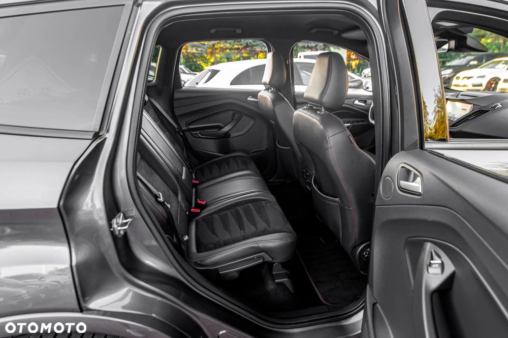 Ford Kuga 2.0 TDCi 4x4 ST-Line - 22